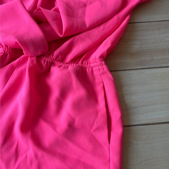 Sis Sis women's Barbie style hot pink shorts romper with pockets size S - Picture 7 of 7